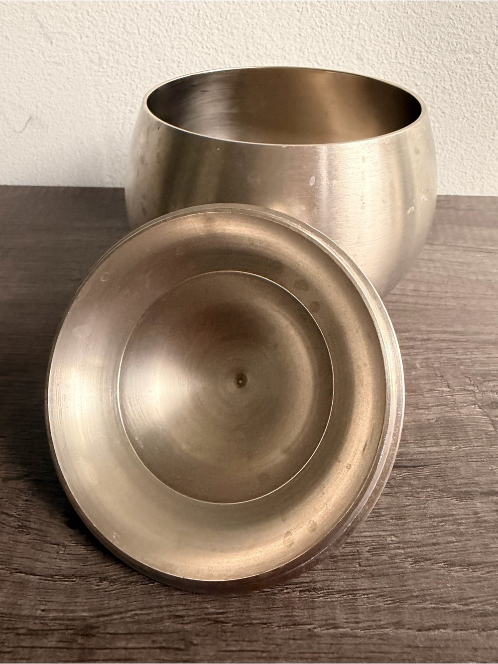 Vintage pewter Embossed Metal Lidded Jar in Brushed - Picture 4 of 6
